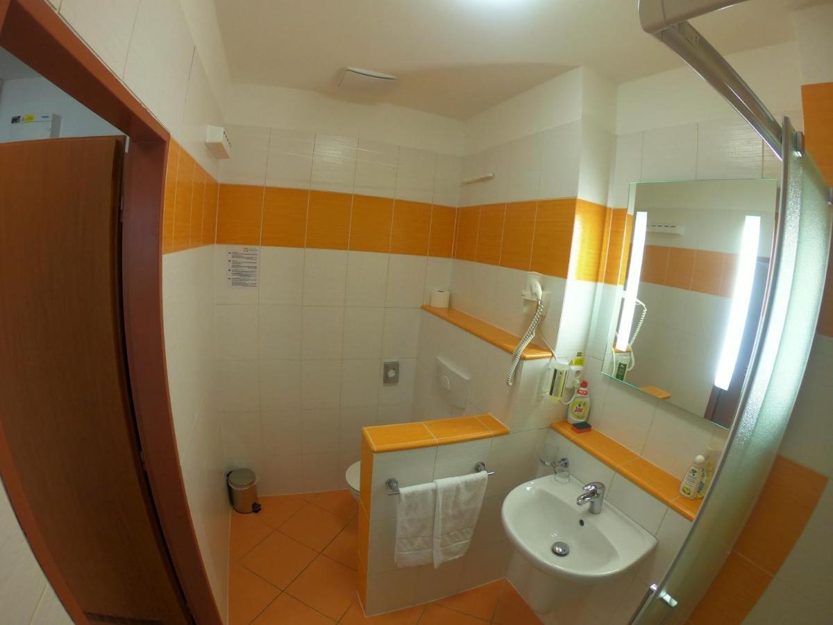 Violet Apartment Frymburk Ngoại thất bức ảnh